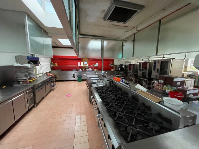 Parkstone Grammar School Kitchen Refurbishment 009